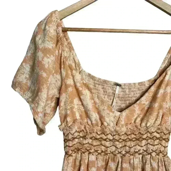 Free People Ellis Neutral Peasant Smocked Dress Size Small Boho Maxi Cottagecore - Picture 10 of 13